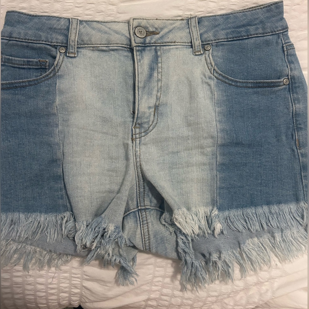 Altar’d state Jean shorts